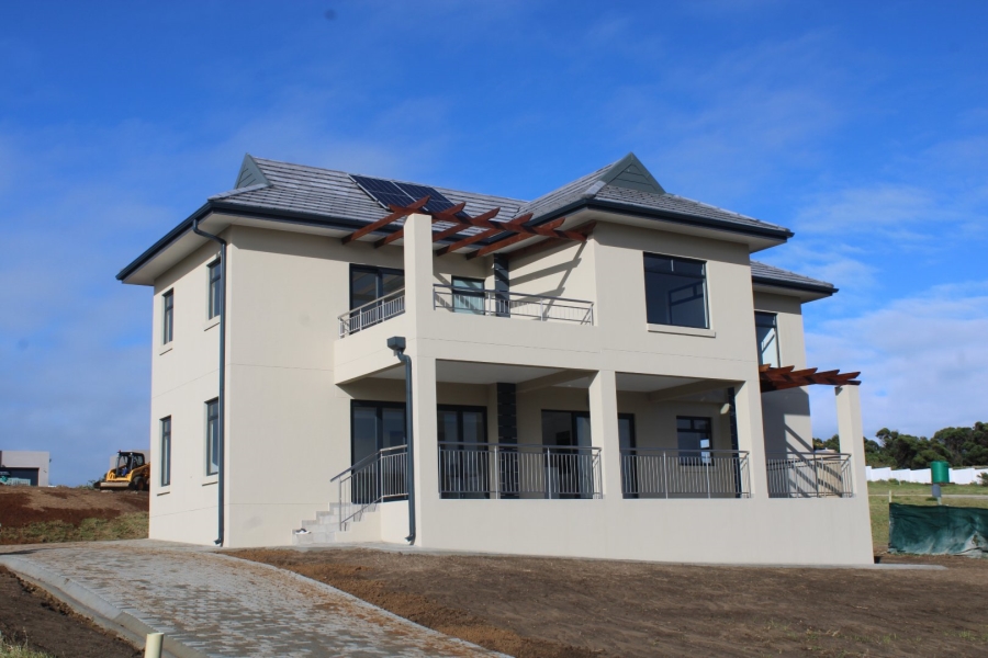 4 Bedroom Property for Sale in Kidds Beach Eastern Cape